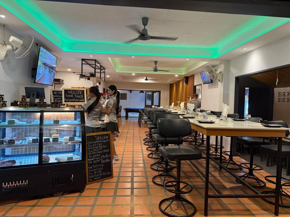 Guest House & Restaurant Business — Maenam Beach